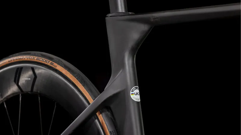 Cube Litening Aero C:68X Race Road Bike 2025 in Blackline-4