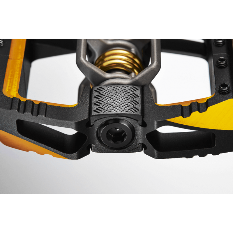 Crankbrothers Mallet DH 11 Pedals in Black/Gold-4