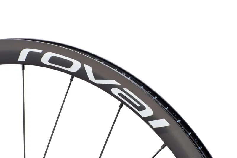 Roval Alpinist CLX II Road Wheels in Carbon/ White 700c-5
