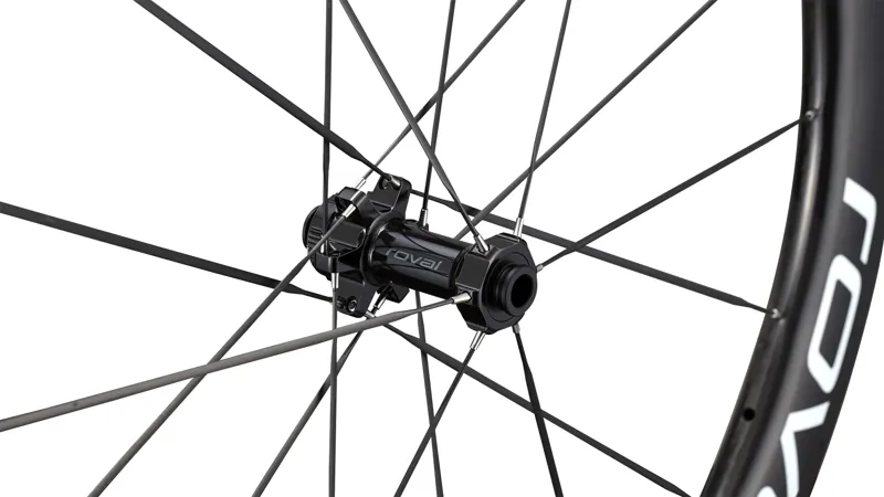 Roval Rapide CLX III 700c Center Lock Wheelset in Gloss Carbon/Gloss White-4