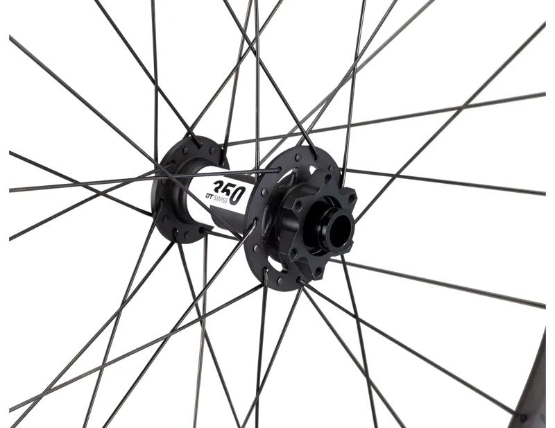 Roval Traverse SL II 350 6B 29in Wheelset in Carbon/Black-5