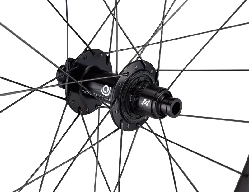 Specialized Traverse SL LI i9 28H 29in Rear Wheel in Gloss Black-2