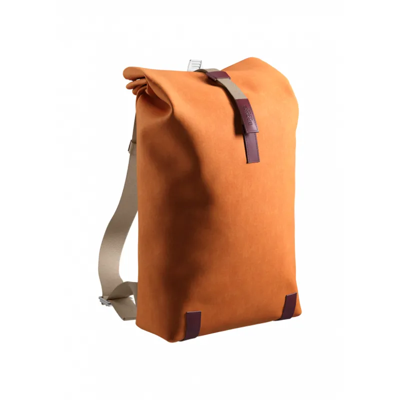 Brooks Pickwick Backpack Medium in Goose Beak Orange