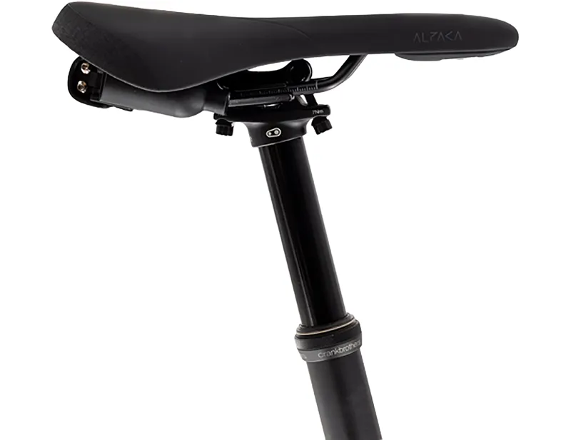 Fizik Terra Alpaca X5 Mountain Bike Saddle and Kit in Black