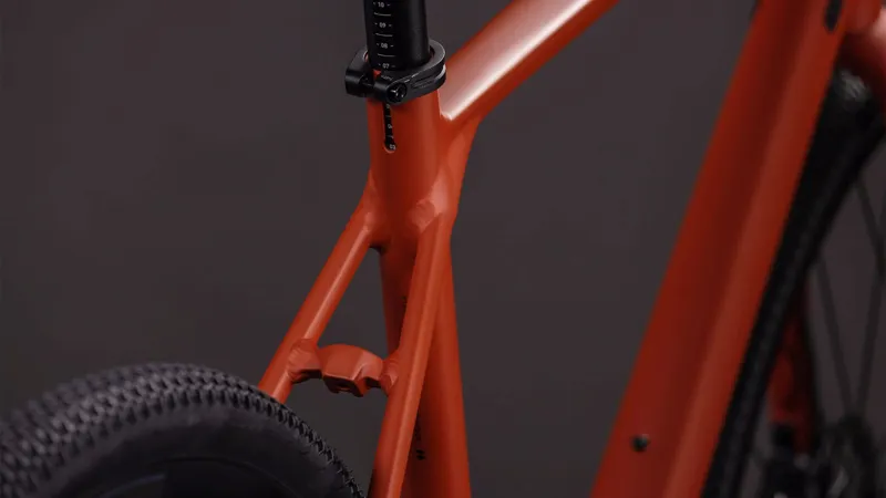 Cube Nulane Race Hybrid Bike 2026 in Amber-2