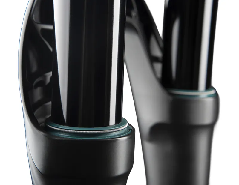 Cane Creek Helm MkII Coil 27.5in 44mm Offset Fork in Matte Black-2