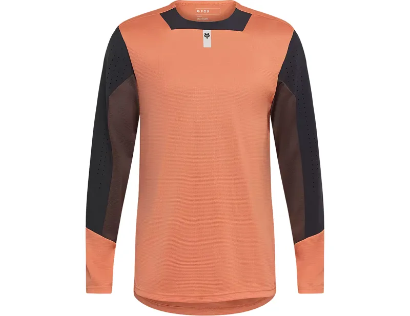 Balfes Bikes Fox Racing Defend Long Sleeve Jersey in Coral | Free postage over £30, £10 off first order, price match & 0% finance.