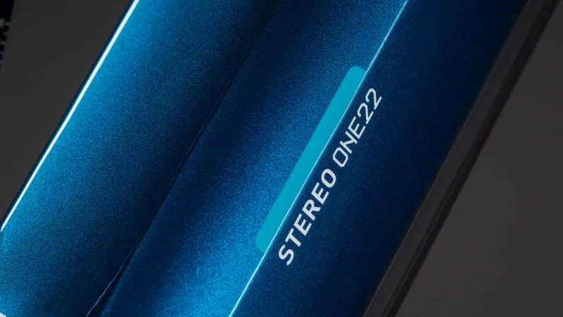 Cube Stereo Hybrid one22 Race 800 Electric Full Suspension Mountain Bike 2026 in Electricblue/White-2