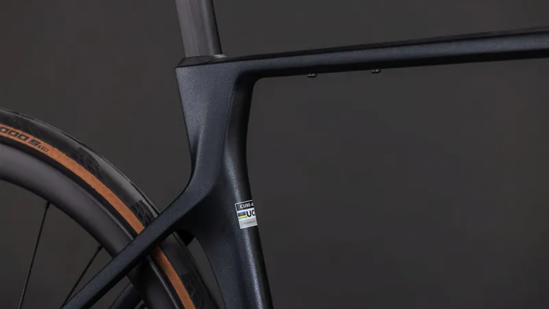 Cube Agree C:62 SLX Road Race Bike 2026 in Nightshift'/Prism-4