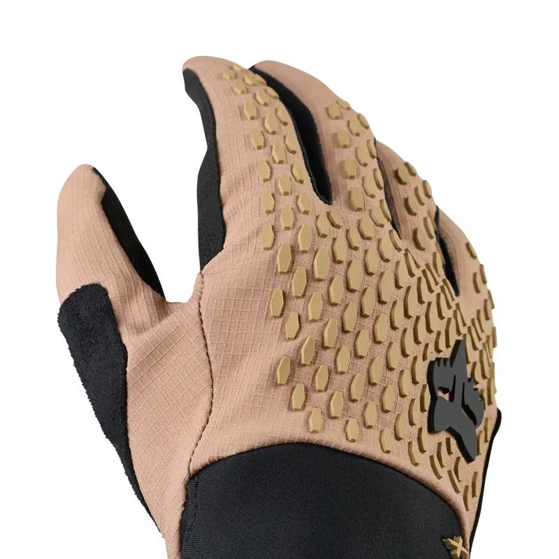 Fox Defend Glove in Brown Sugar-3