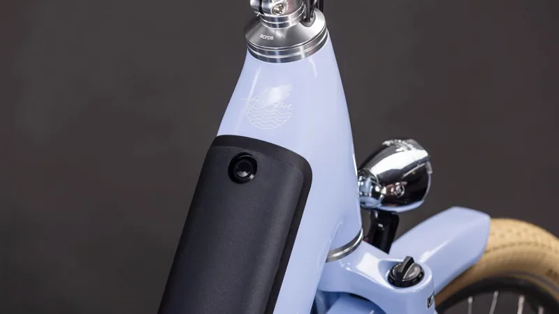 Cube Aruba Hybrid 600 Easy Entry Electric Hybrid Bike 2026 in Blueblossom/Creme-1