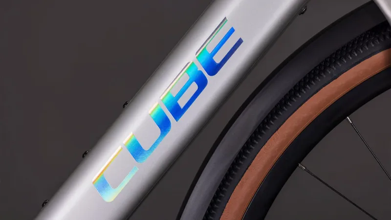 Cube Nulane Hybrid C:62 Race FE 400X Electric Hybrid Bike 2026 in Sleekgrey/Prism-5