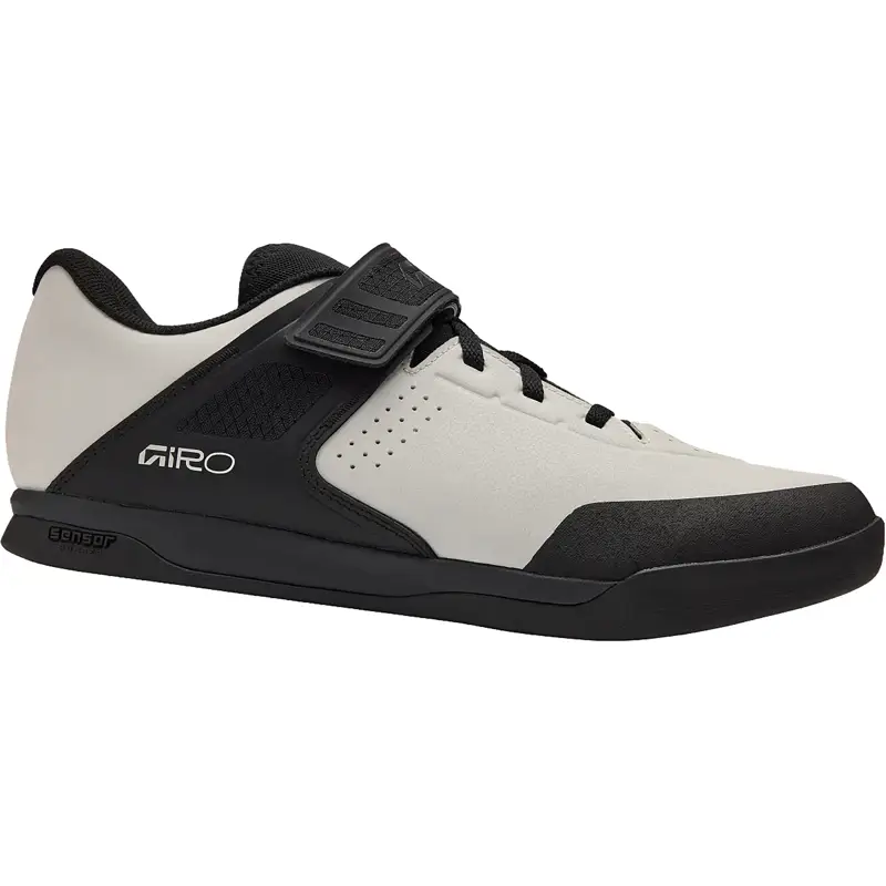 Balfes Bikes Giro Chamber III MTB Shoe in White/Black | Free postage over £30, £10 off first order, price match & 0% finance.