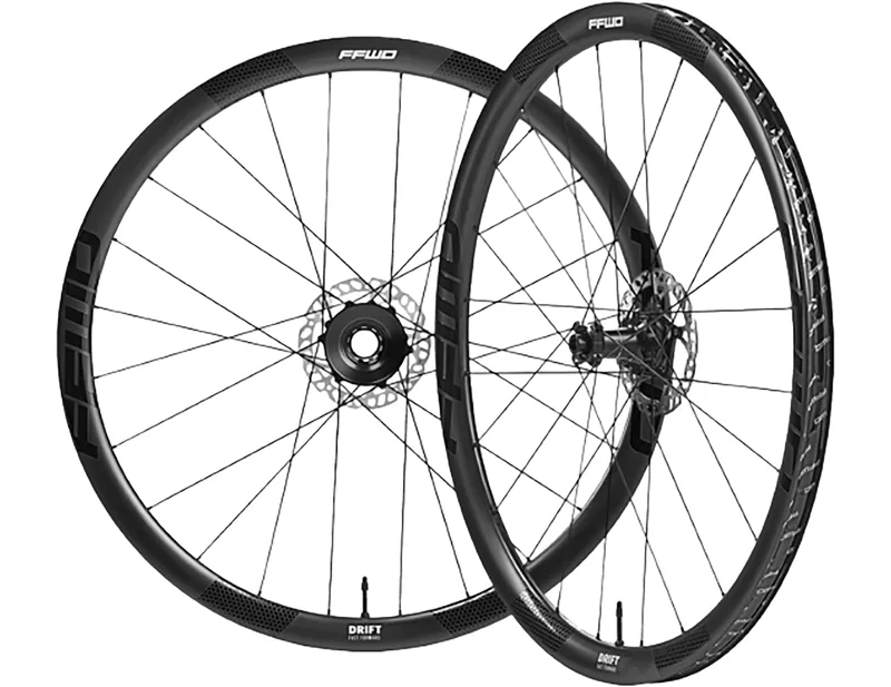 Fast Forward Drift Classified Pair Carbon Wheelset 700c in Black-1