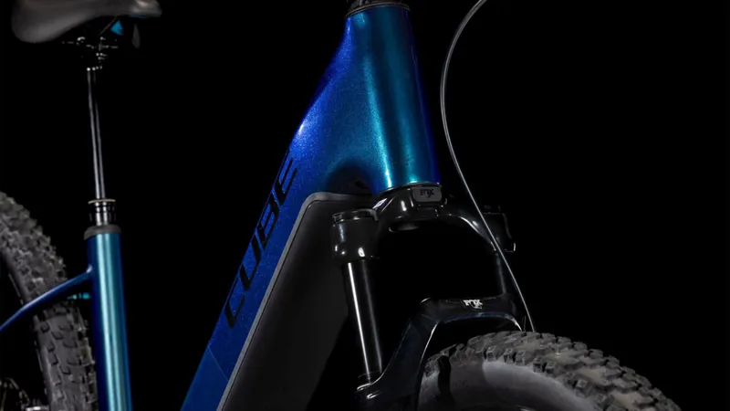 Cube Reaction Hybrid Slx 800 2025 in Nebula/Blue-5