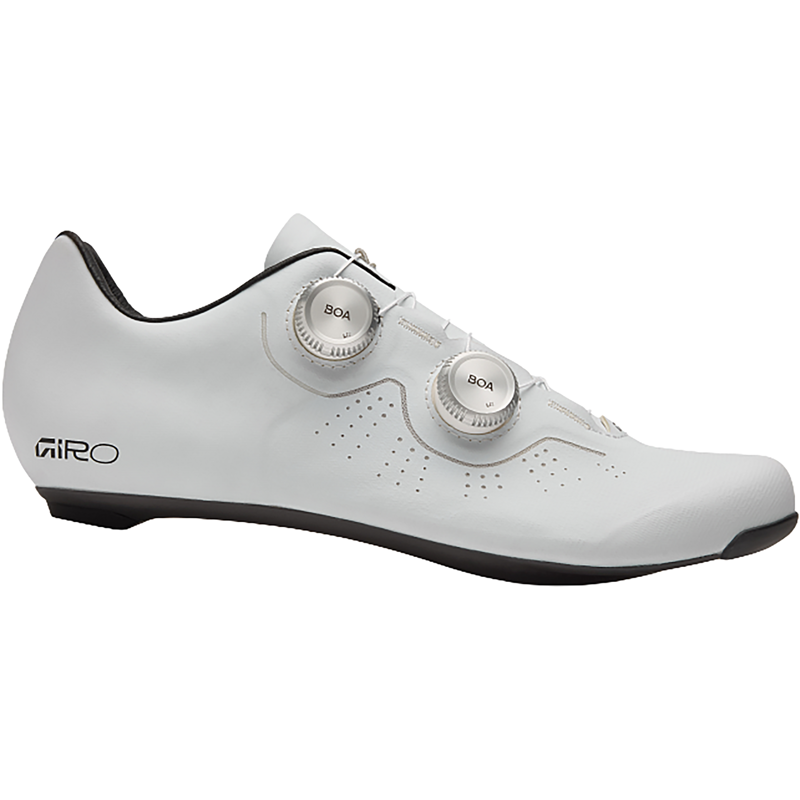 Balfes Bikes Giro Imperial II All-Season Shoe in White | Free postage over £30, £10 off first order, price match & 0% finance.