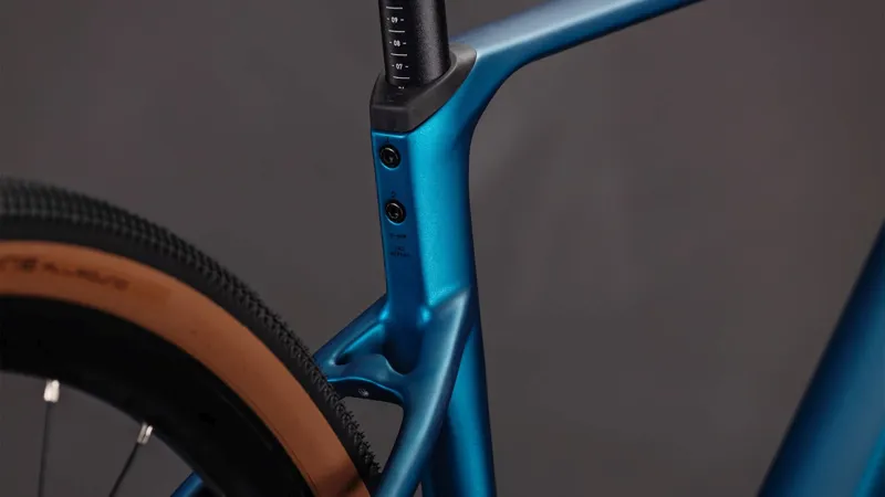 Cube Nulane C:62 SLX Gravel Bike 2026 in Electric Blue-2