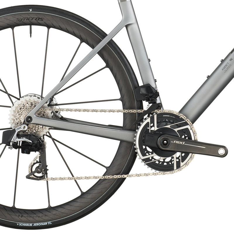 Scott Addict RC Ultimate Road Bike 2026 in Chrome Silver-3