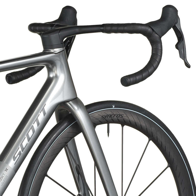 Scott Addict RC Ultimate Road Bike 2026 in Chrome Silver-4