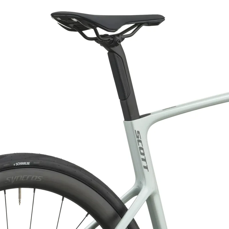 Scott Addict 30 Carbon Road Bike 2027 in Sand Green-4