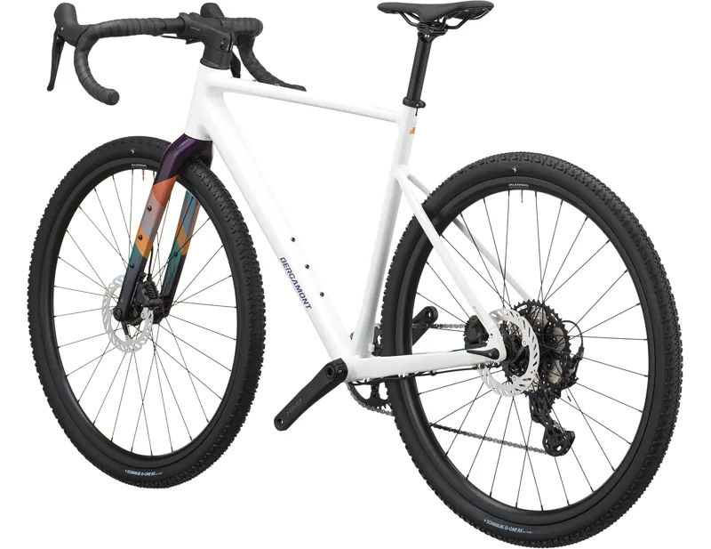 Bergamont Grandurance 30 Gravel Bike 2027 in White-1