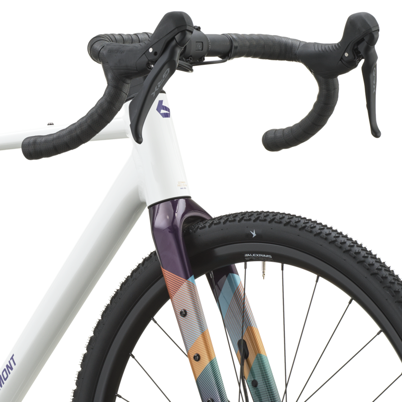 Bergamont Grandurance 30 Gravel Bike 2027 in White-3