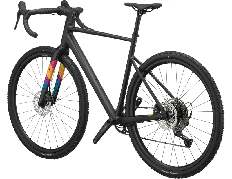 Bergamont Grandurance 40 Gravel Bike 2027 in Champion Black-2