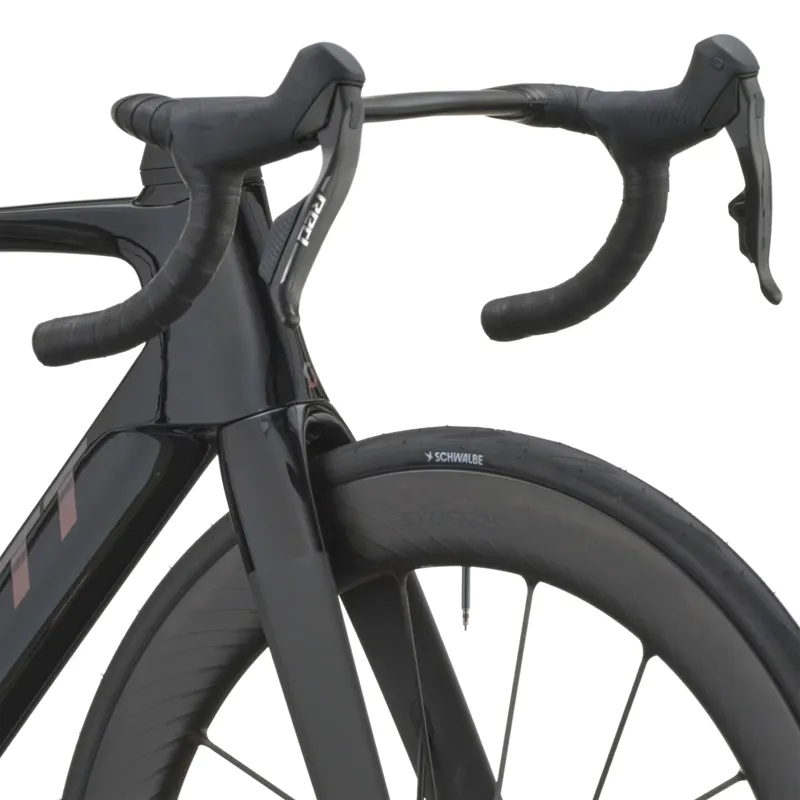 Scott Foil RC Ultimate Carbon Road Bike 2027 in Piano Black and Carbon Black-8
