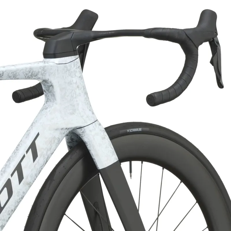 Scott Foil RC Pro Carbon Road Bike 2027 in Rush White and Carbon Black-7