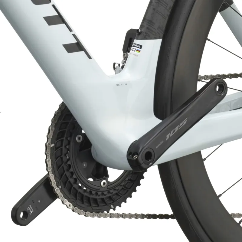 Scott Foil RC 20 Carbon Road Bike 2027 in Cumulus White and Carbon Black-4