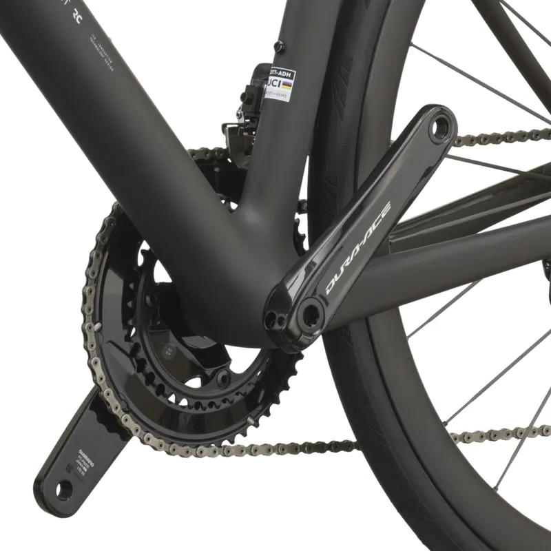 Scott Addict RC Pro Carbon Road Bike 2027 in Rush White and Carbon Black-4