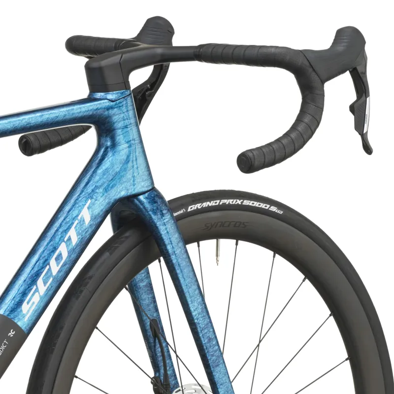 Scott Addict RC Carbon Team Road Bike 2027 in Watery Blue and Carbon Black-7
