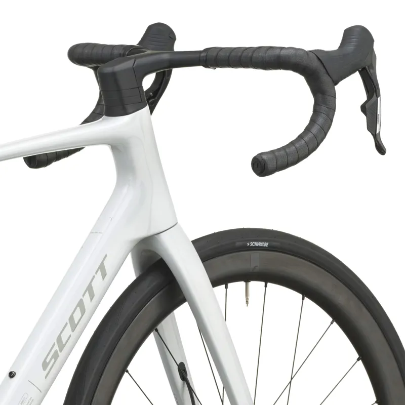 Scott Addict 10 Carbon Road Bike 2027 in Rainbow White-4