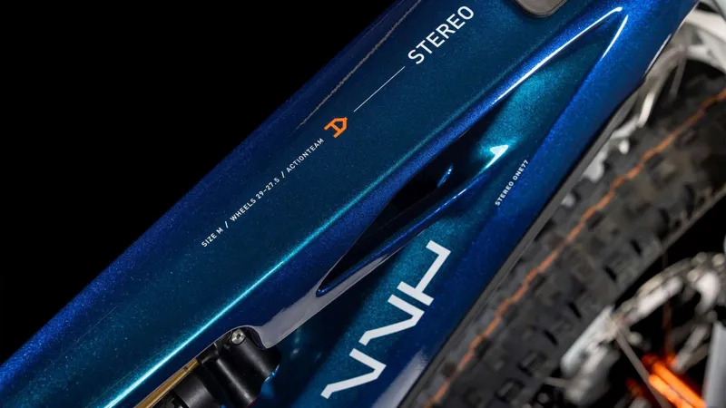 Cube Stereo Hybrid ONE77 HPC AT 800 Electric Full Suspension MTB 2025 in Actionteam Blue-2