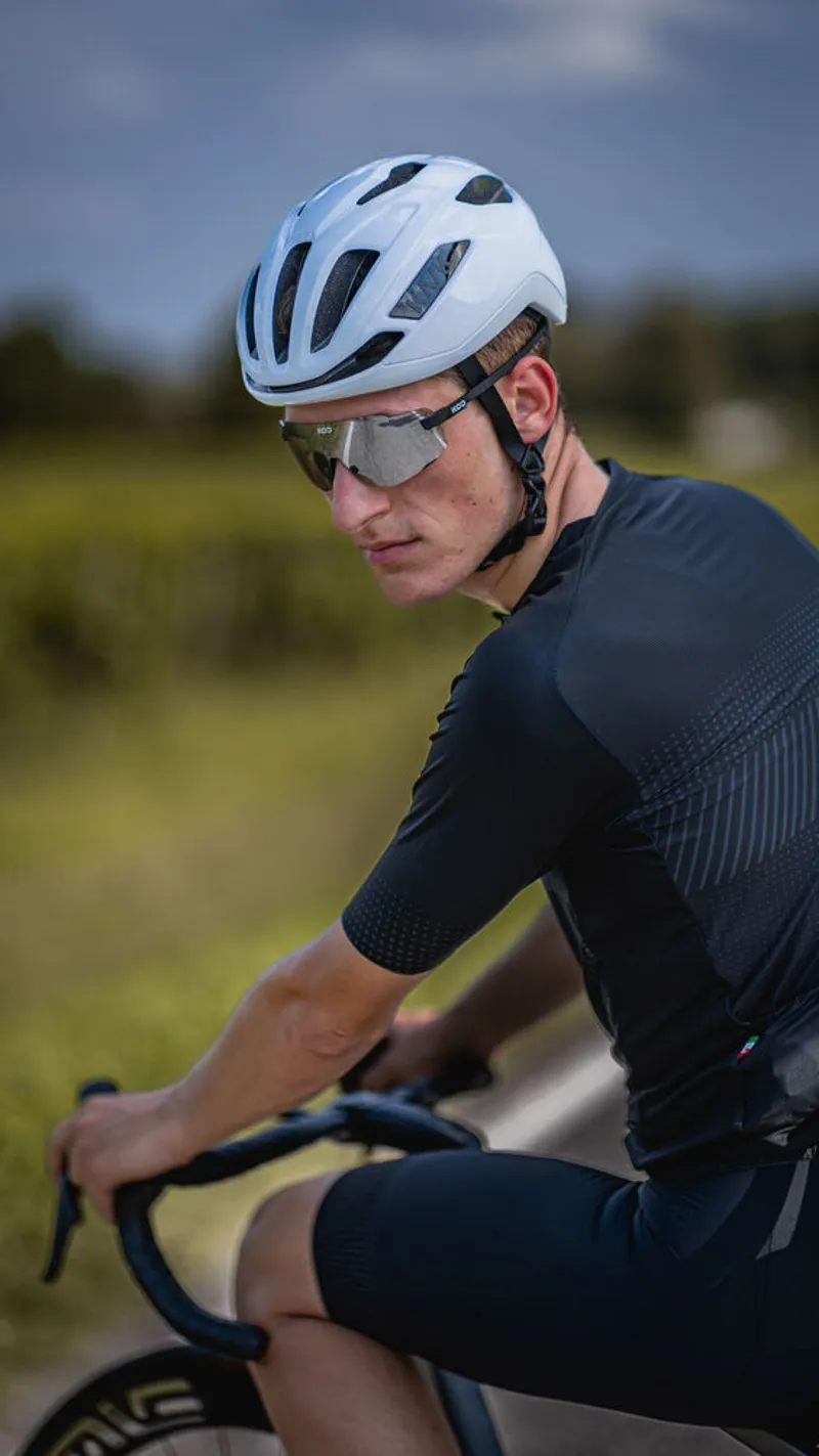 Kask Sintesi WG11 Helmet in White-3