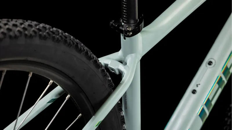 Cube Aim Race Hardtail Mountain Bike 2025 in Frozengrape/Turmalin-3