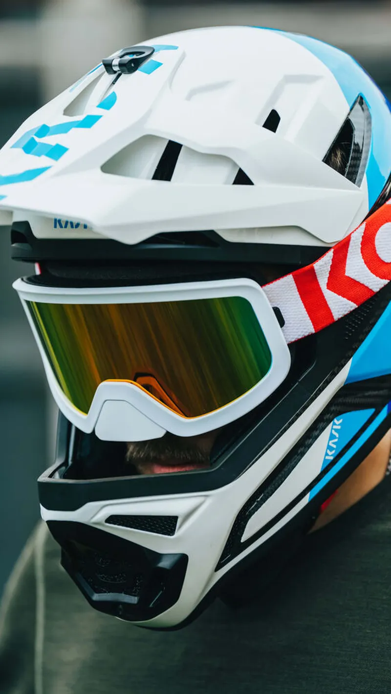 Koo Edge Goggles in White/Red Mirror-3