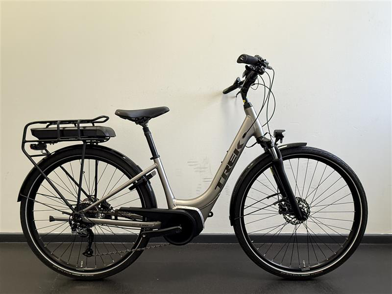 EX DEMO Trek Verve+ 2 Lowstep 500wh Electric Hybrid Bike Size X-Small 2025 in Grey