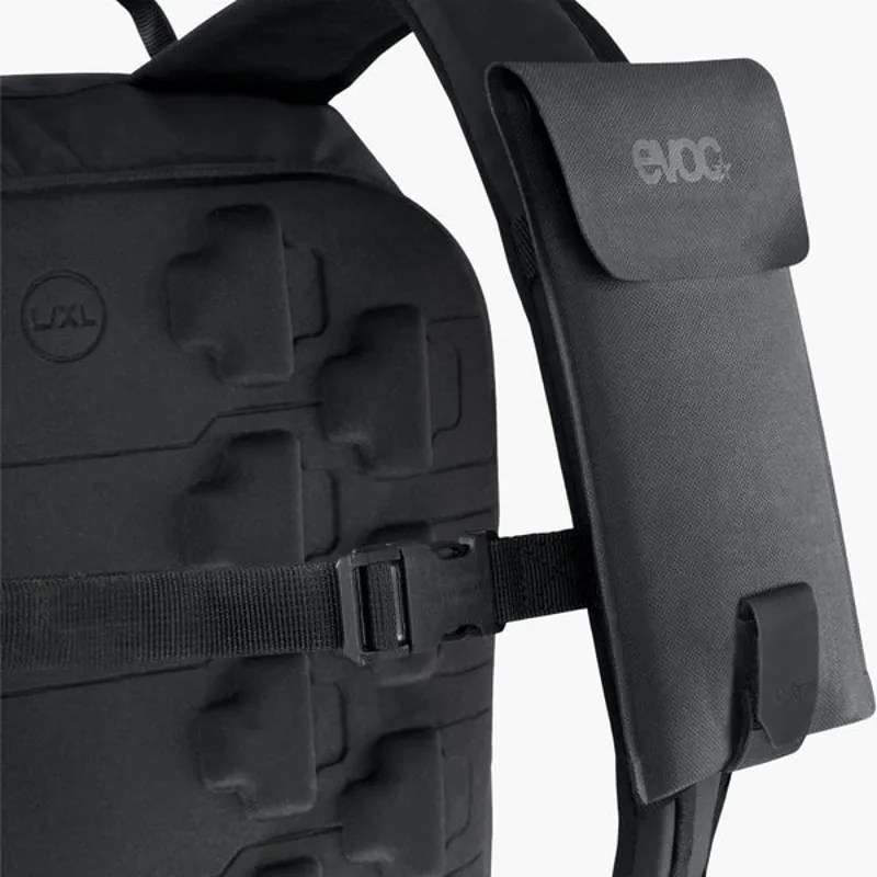 Evoc Phone Pouch in Black-4