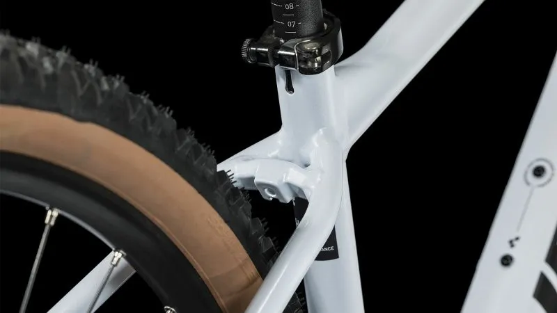 Cube Aim SLX Mountain Bike 2024 in White Blue Red-2