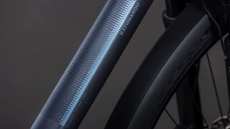 Cube Kathmandu Exc Hybrid Bike 2026 in Metallicgrey/Chrome-2