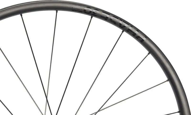 NEWMEN FRONT WHEEL PHASE 30 LIGHT VONOA 29 24H FADE 6B 15X110-3