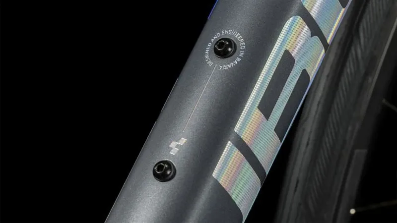 Cube Axial WS Race Women's Road Bike 56cm 2025 in Metalblack Rainbow-2