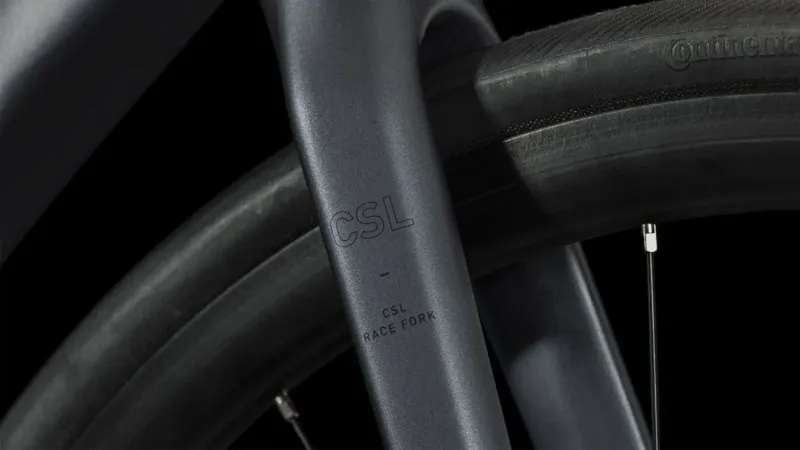 Cube Axial WS Race Women's Road Bike 56cm 2025 in Metalblack Rainbow-5