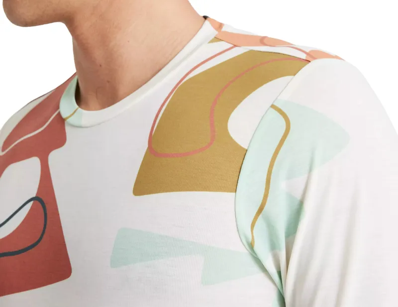 Specialized ADV Short Sleeve Jersey in Multi Gather-2