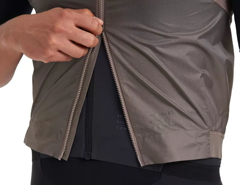 Specialized Prime Wind Vest in Gunmetal-3