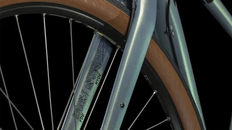 Cube Hyde Pro Trapeze Frame Hybrid Bike 2024 in Metal Green/Black-5