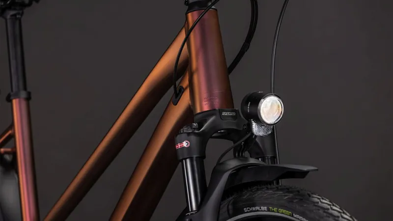 Cube Kathmandu Pro Trapeze Hybrid Bike 2026 in Sunglow/Prizm-5