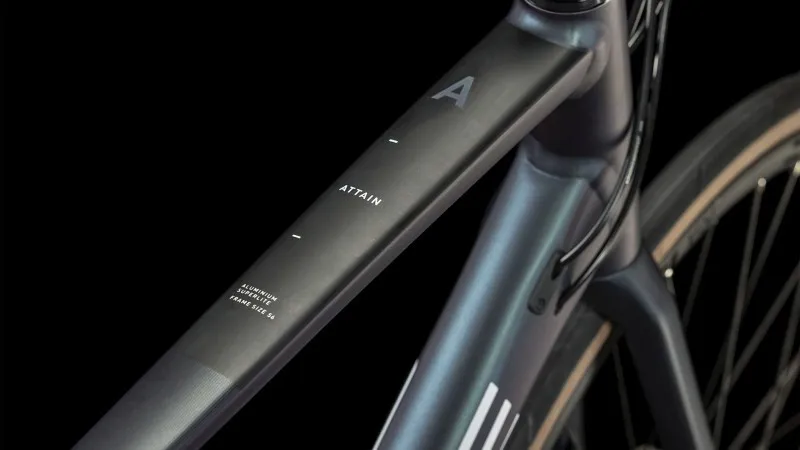 Cube Attain Road Race Bike 2024 in Deep Blue -1