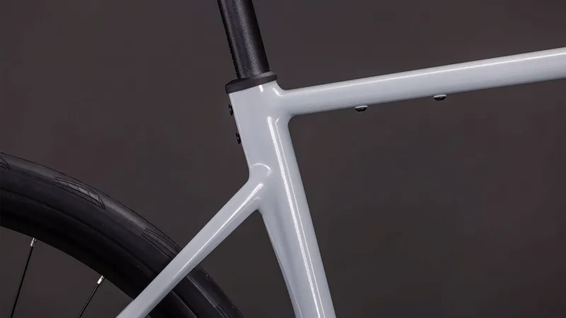 Cube Attain Race Road Bike 2026 in Foggrey/Shift-3